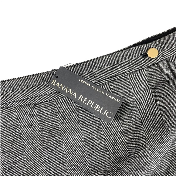 Banana Republic Wool Mini Skirt Italian Flannel Size 12 NEW - Picture 6 of 7
